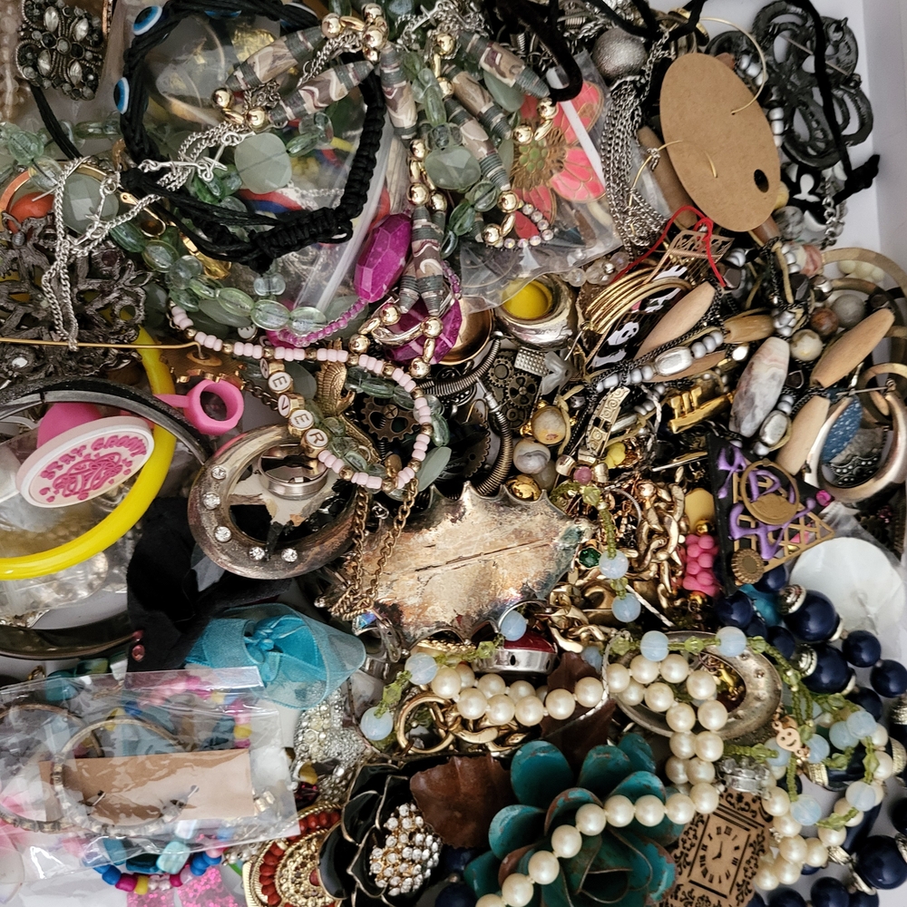 CRAFT LOT FOR @GYPPSIECHICK ONLY..